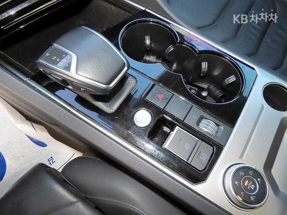 Volkswagen Touareg 3rd Gen3.0 Turbo Diesel Injection Premium - 10