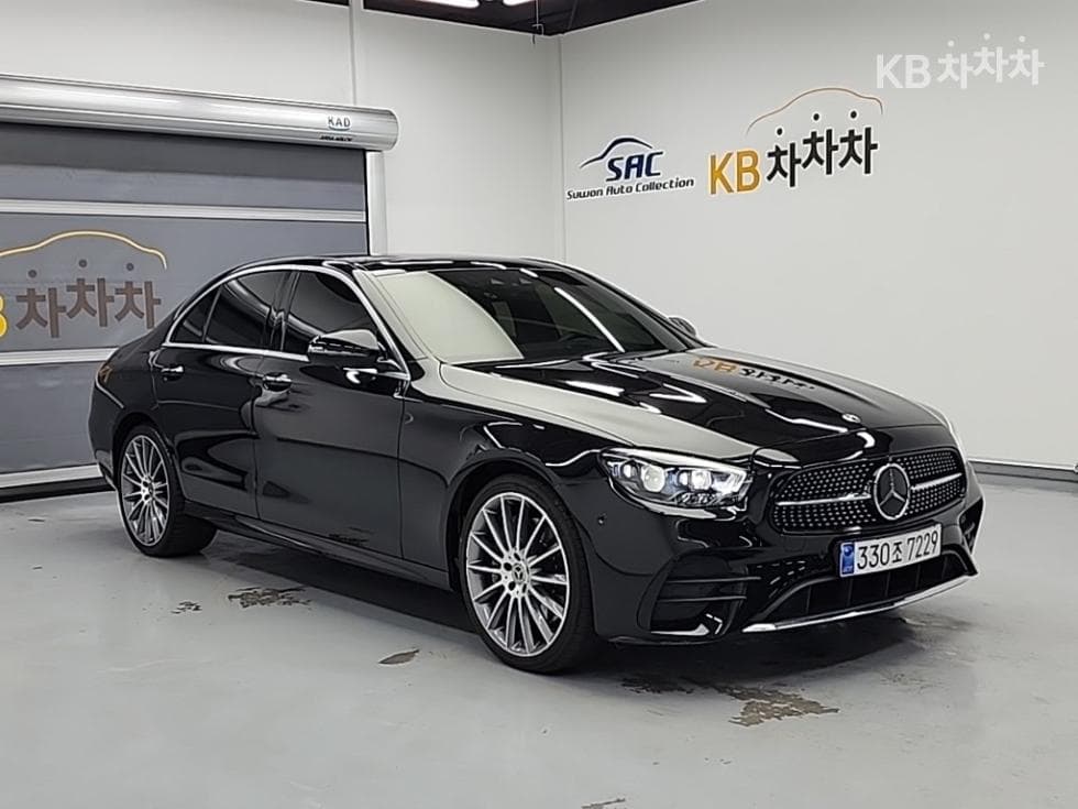 Mercedes-Benz E-Class (W213)E350 4MATIC AMG Line - 4