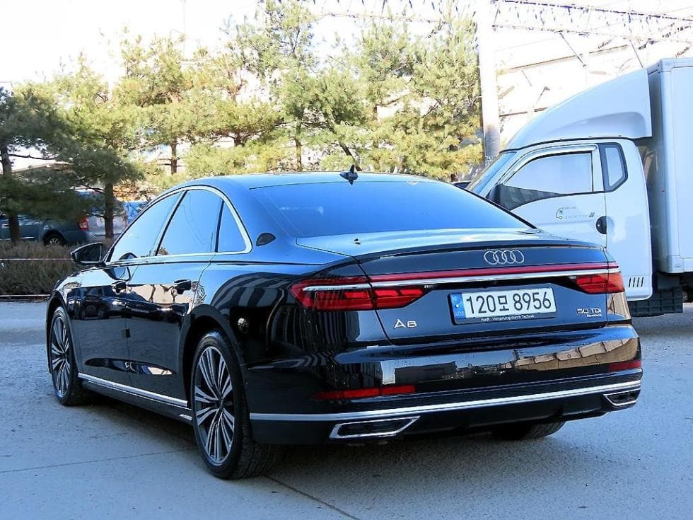 Ауди A8 (D5)50 Турбо Дизел Инжекция 콰트로 - 3