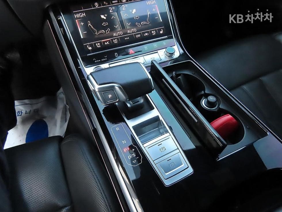 Ауди A8 (D5)50 Турбо Дизел Инжекция 콰트로 - 11