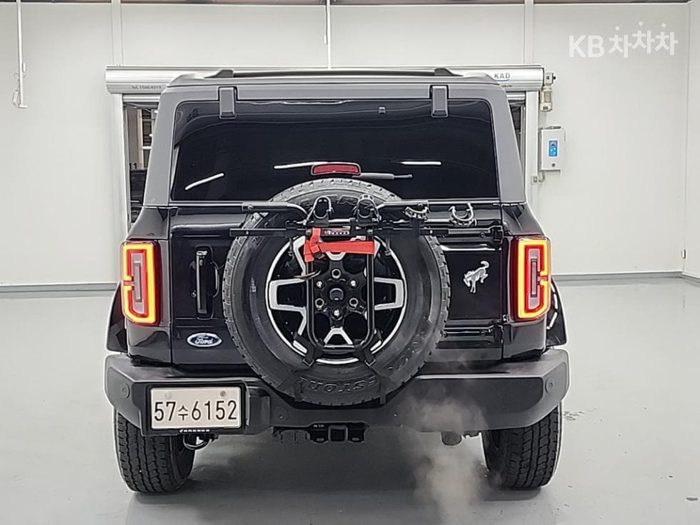 Форд 브롱코(U725)2.7 4 Door Outer Banks Стандартен - 3