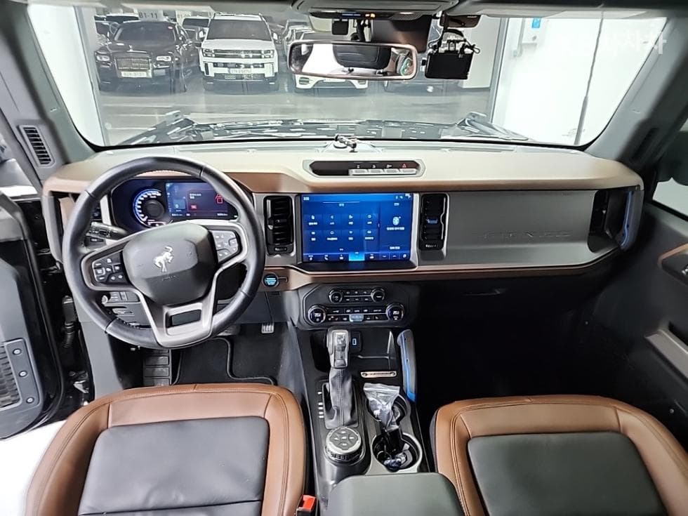 Форд 브롱코(U725)2.7 4 Door Outer Banks Стандартен - 7