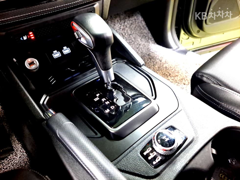 КейДжи Мобилити The New (фейслифт) Rexton 스포츠2.2 4x4 Престиж - 10