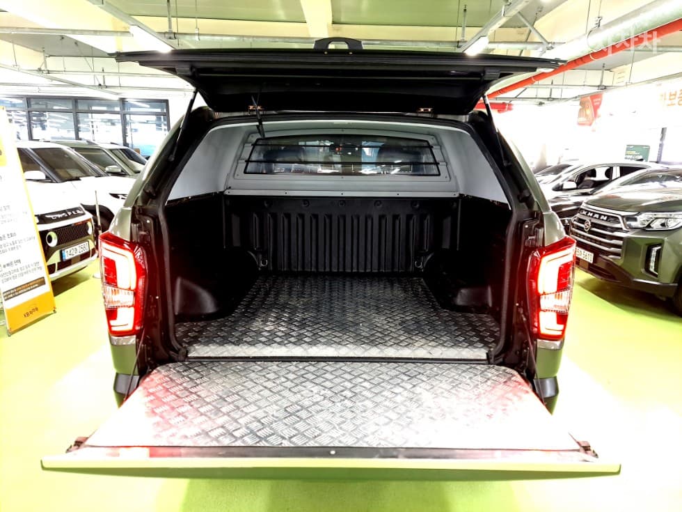 КейДжи Мобилити The New (фейслифт) Rexton 스포츠2.2 4x4 Престиж - 18