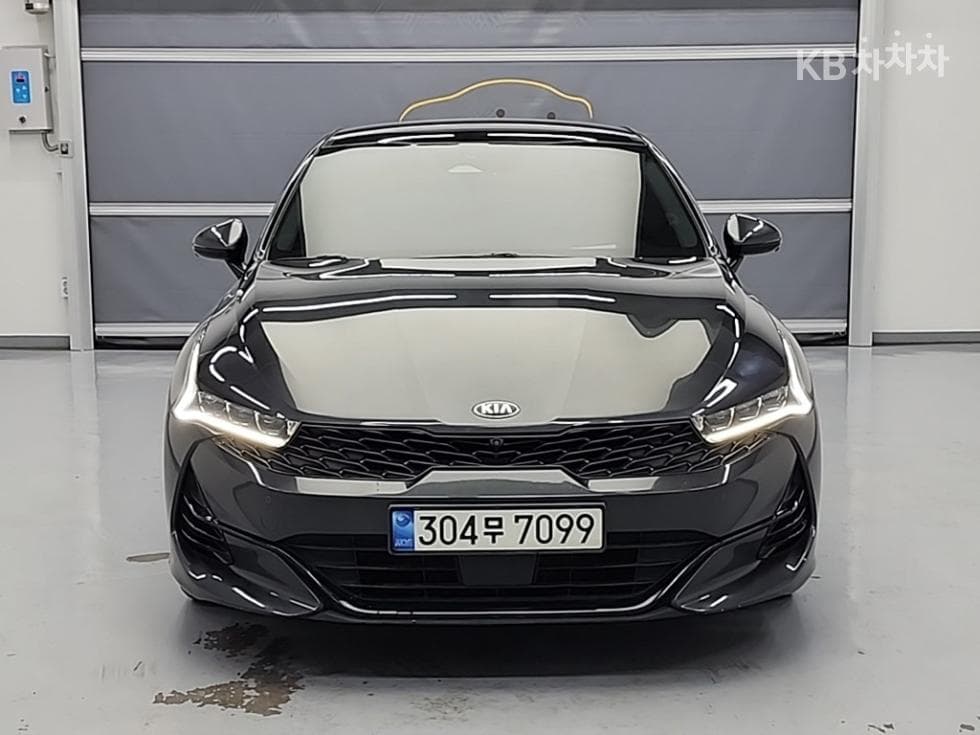 Kia K5 3rd Gen2.0 Gasoline Noblesse - 2