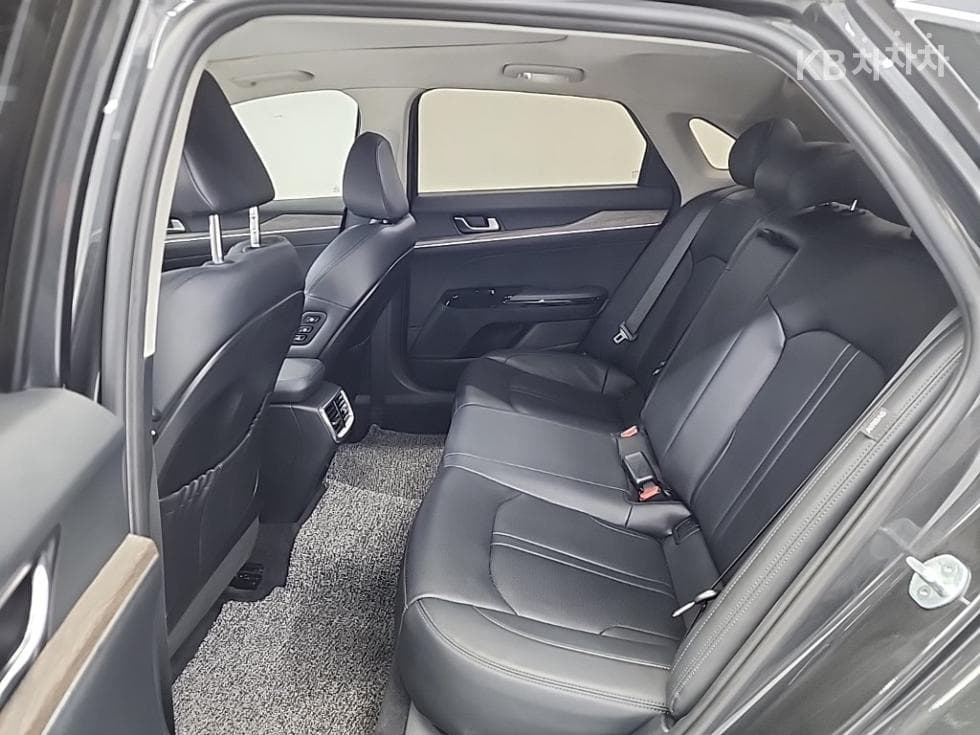 Kia K5 3rd Gen2.0 Gasoline Noblesse - 12