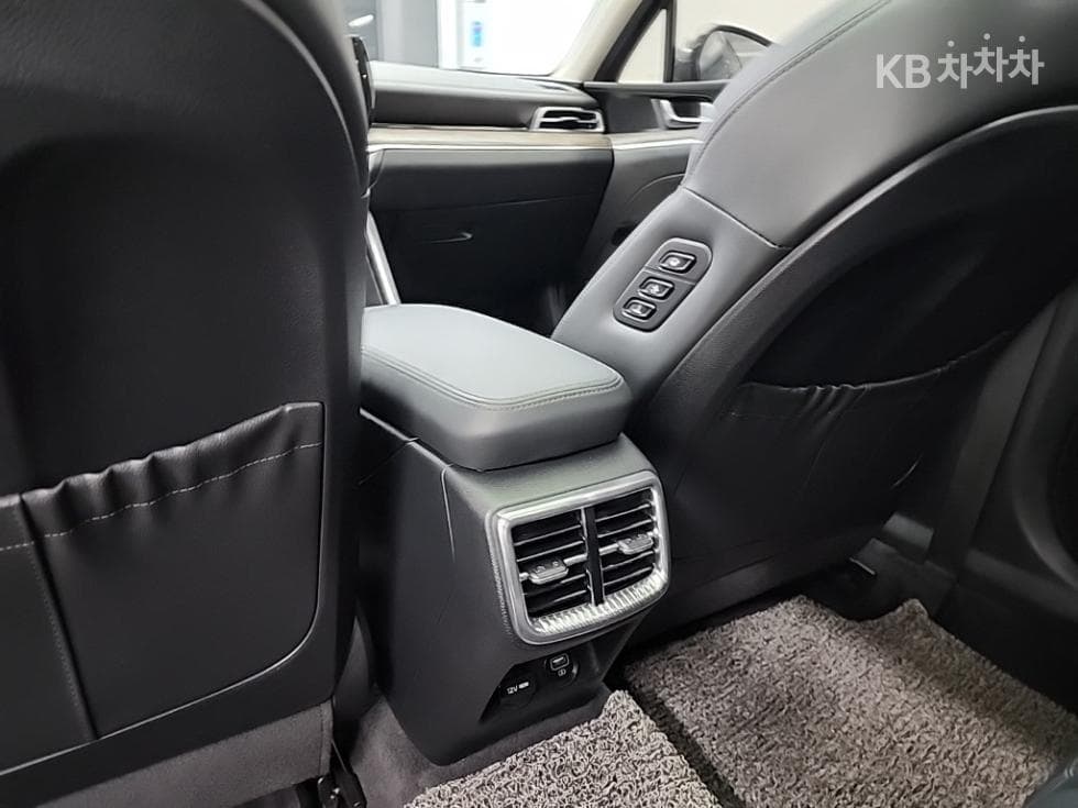 Kia K5 3rd Gen2.0 Gasoline Noblesse - 13