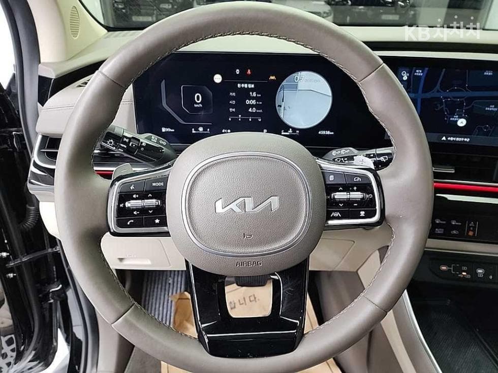 Киа The New (фейслифт) Канивал 4-то поколениеВисок Лимузин (Канивал) G3.5 GDI 7-местен (Лимузин) Signature - 9