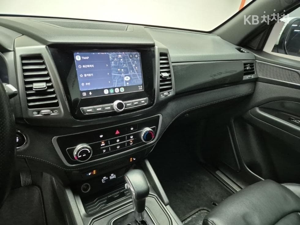 KG Mobility The New (facelift) Rexton 스포츠2.2 2WD 어드Van스 - 12