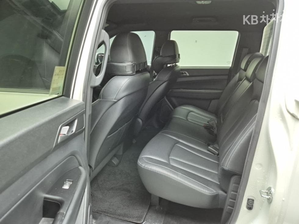KG Mobility The New (facelift) Rexton 스포츠2.2 2WD 어드Van스 - 9