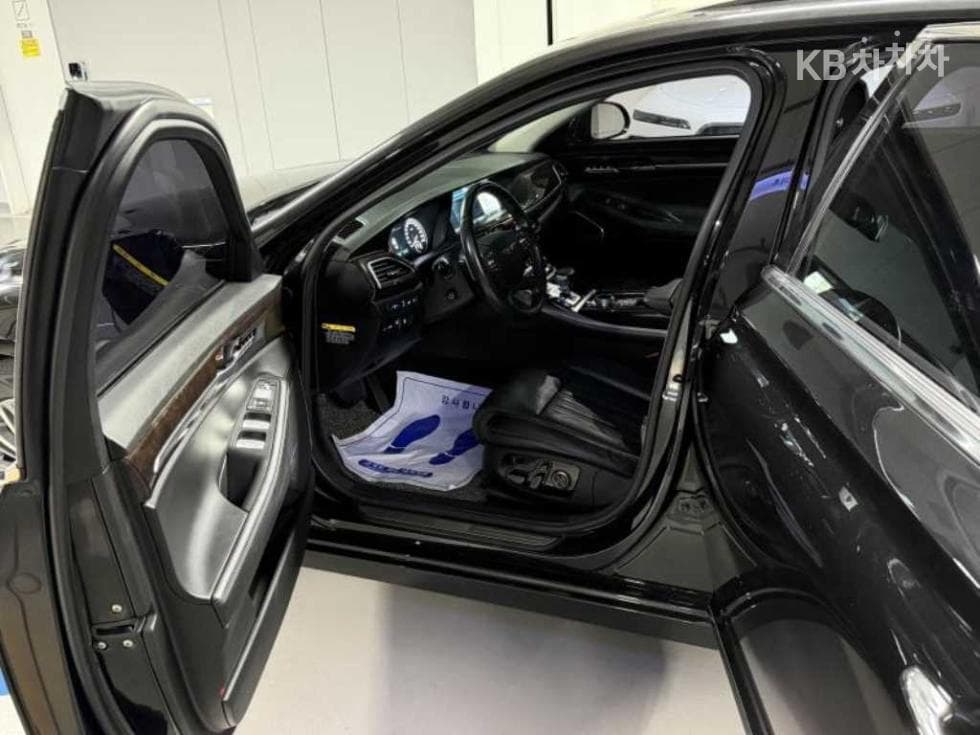 Дженезис EQ9003.8 GDI AWD Лукс - 7