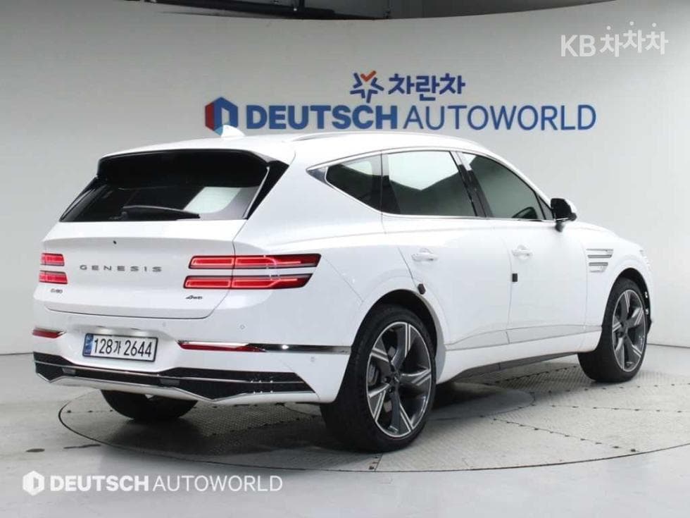 Genesis GV802.5 Turbo Gasoline AWD - 2