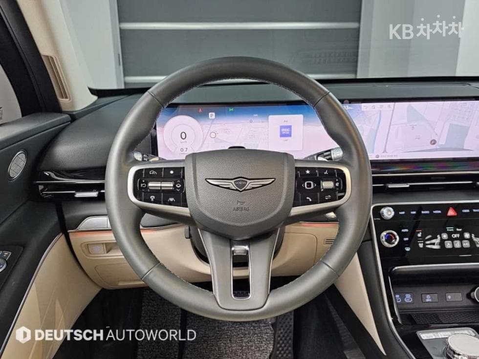 Genesis GV802.5 Turbo Gasoline AWD - 13