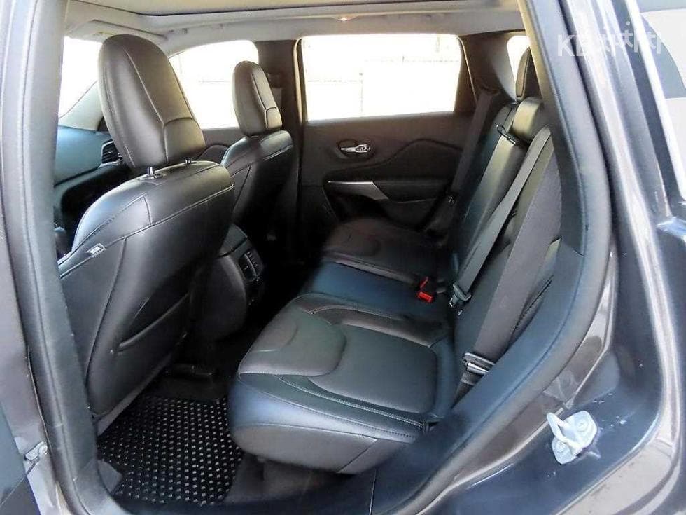 지프 체로키(KL)2.4 Бензин AWD Стандартен - 6