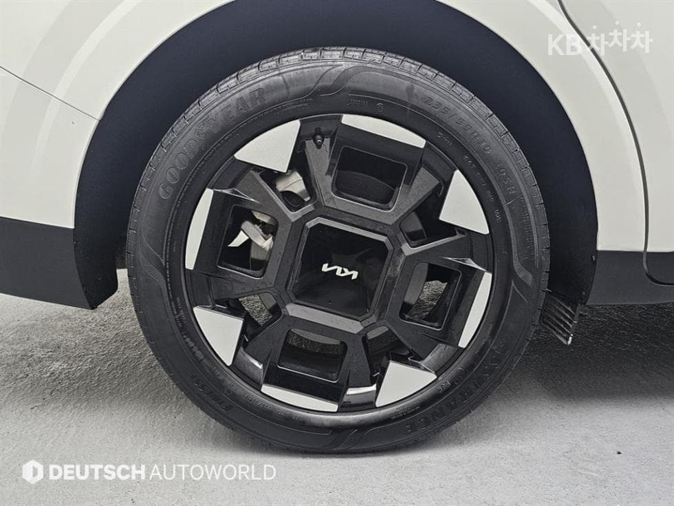 Киа The New (фейслифт) Канивал Хибрид 4-то поколение1.6 HEV 9-местен Noblesse - 5