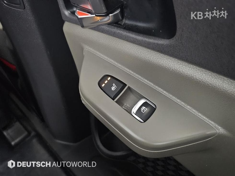 Киа The New (фейслифт) Канивал Хибрид 4-то поколение1.6 HEV 9-местен Noblesse - 16