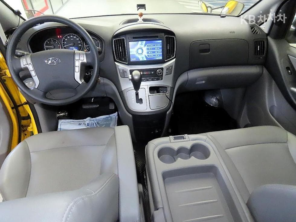 Хюндай Гранд Старекс15-местен 어린이버스 Лукс - 10