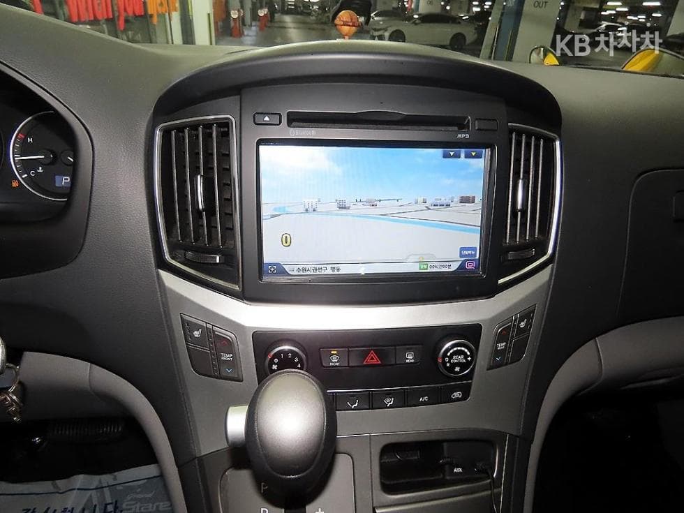 Хюндай Гранд Старекс15-местен 어린이버스 Лукс - 11