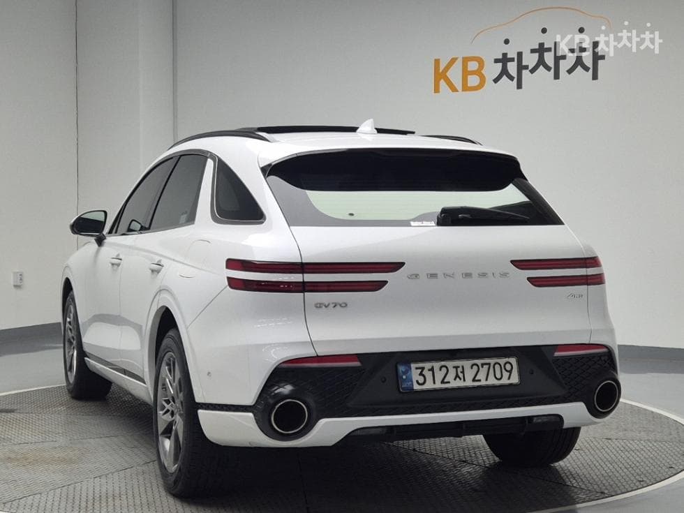 Дженезис GV70Бензин 2.5T AWD - 2