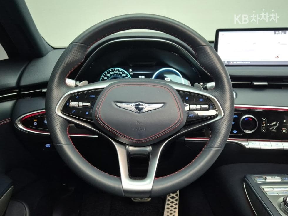 Дженезис GV70Бензин 2.5T AWD - 9