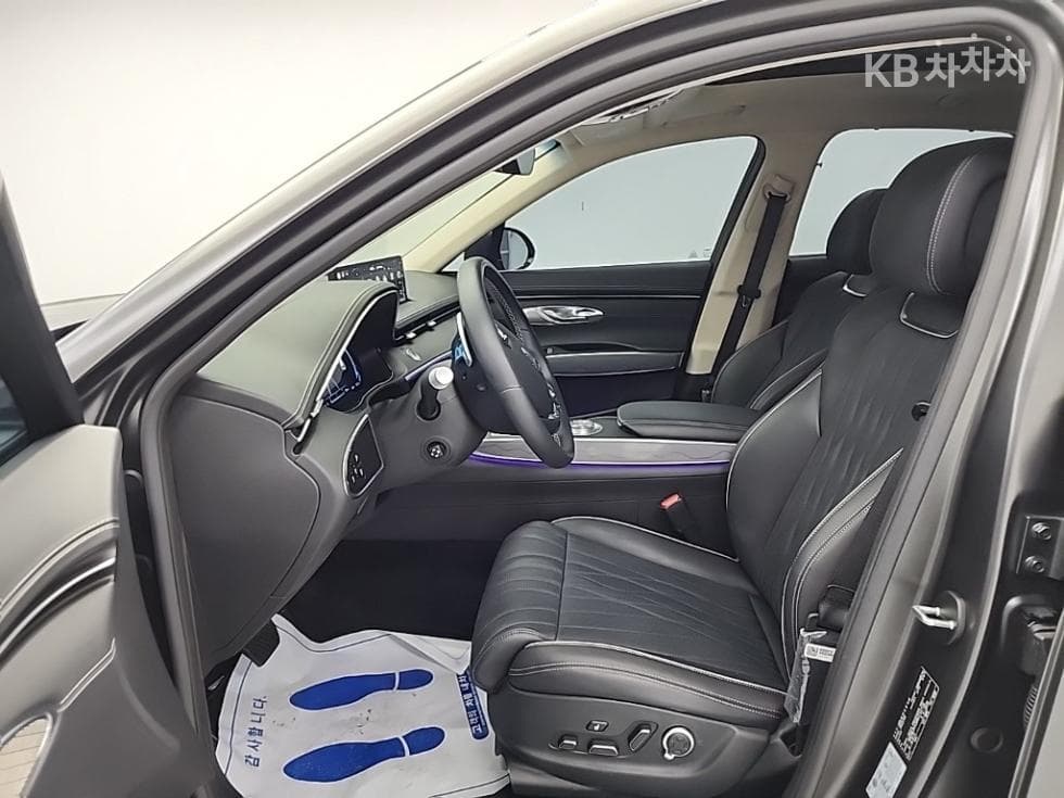 Genesis GV70Gasoline 3.5T AWD - 11