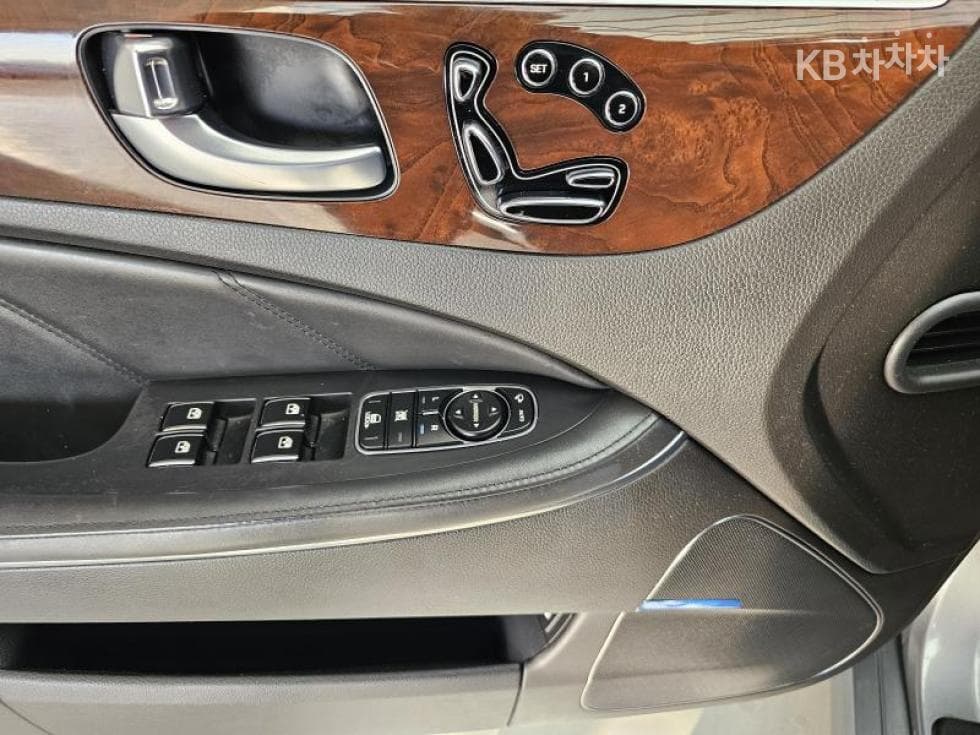 Хюндай Екюс(신형)VS380 Exclusive - 18