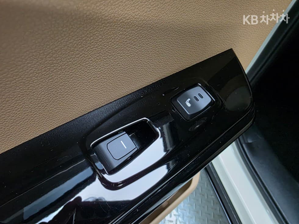 KG Mobility 액티언(J120)2WD S9 Standard - 9