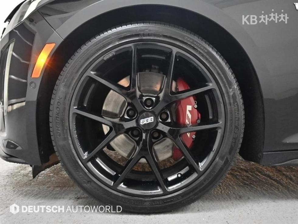 캐딜락 CT52.0 Turbo 2WD Sport - 5