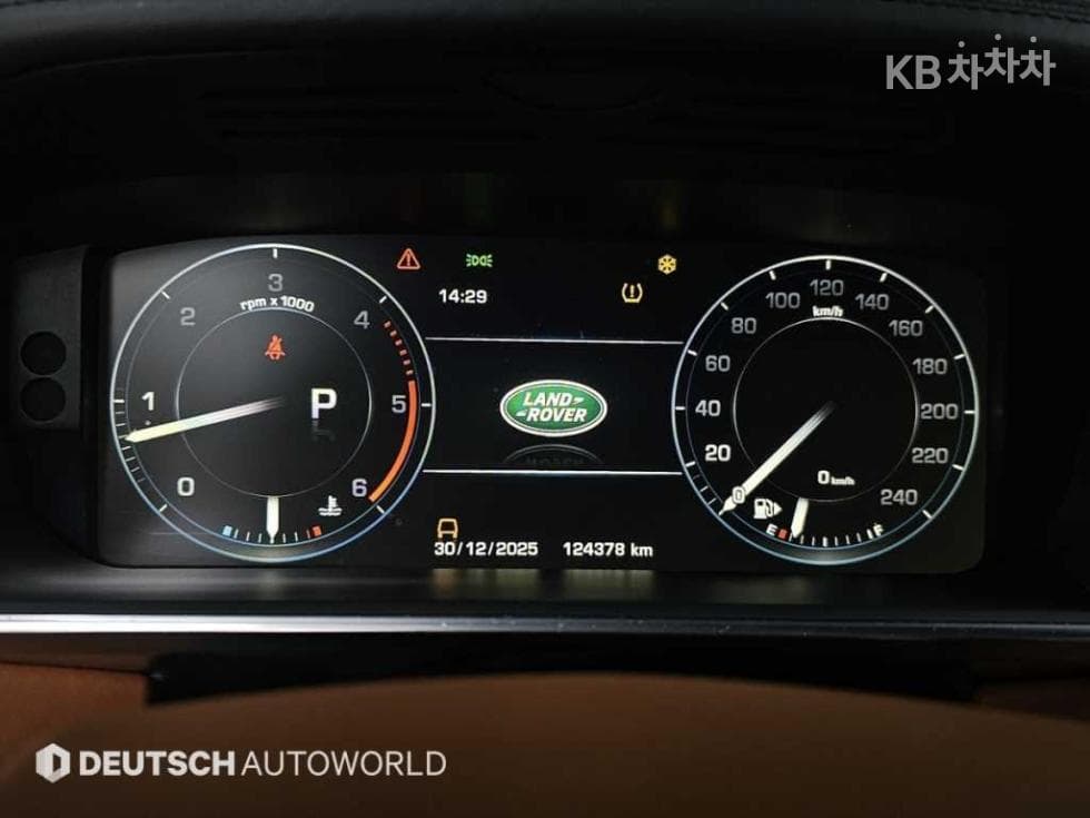 Land Rover New Range Rover4.4 SDV8 보그 SE 405 - 8
