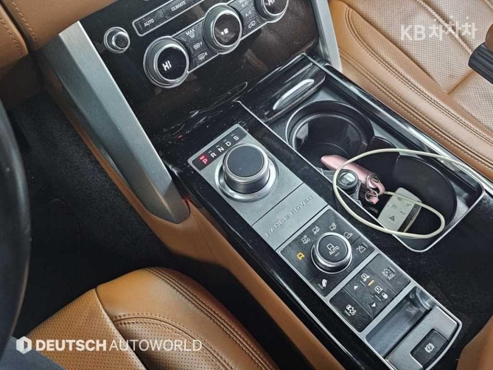 Land Rover New Range Rover4.4 SDV8 보그 SE 405 - 9