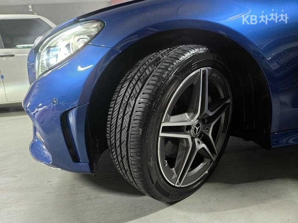 Mercedes-Benz The New (фейслифт) C-КласC200 Cabriolet - 20