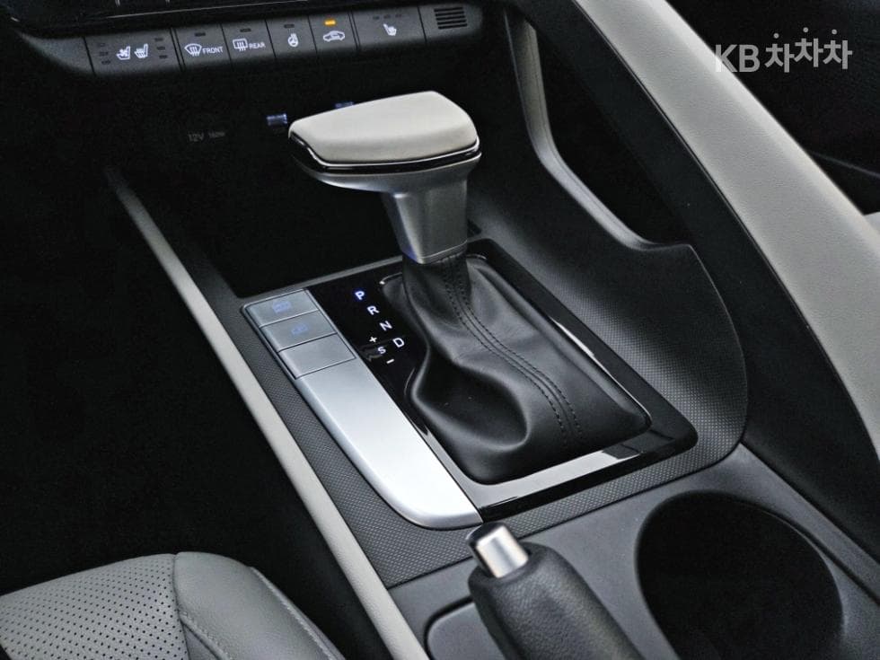 Hyundai All New Avante (Elantra)(CN7)1.6 Gasoline Modern - 9