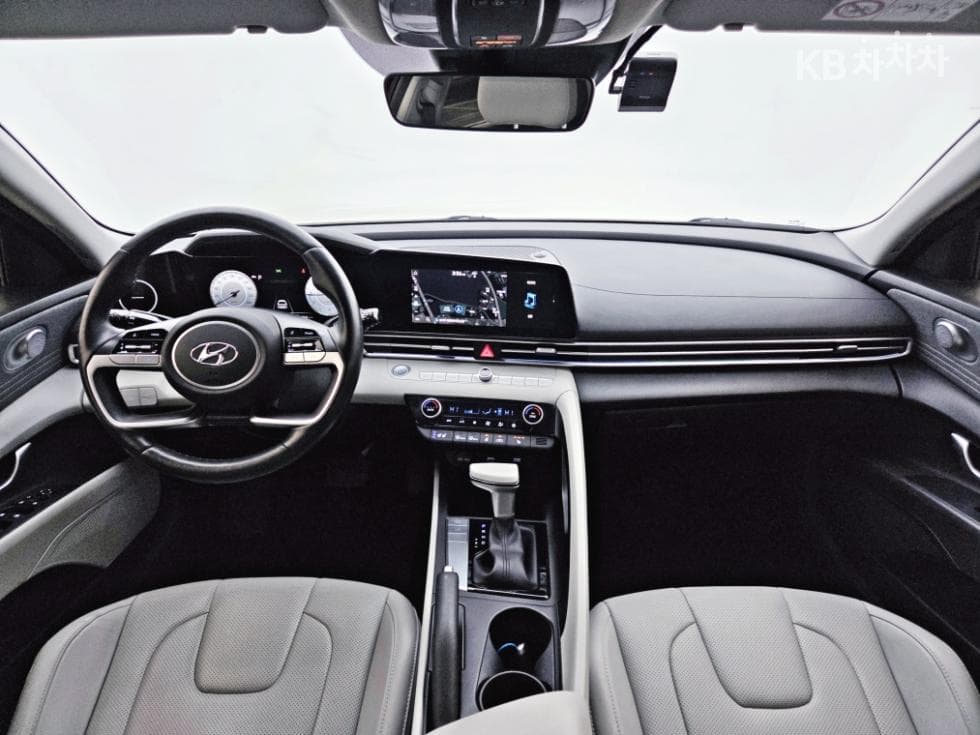 Hyundai All New Avante (Elantra)(CN7)1.6 Gasoline Modern - 16