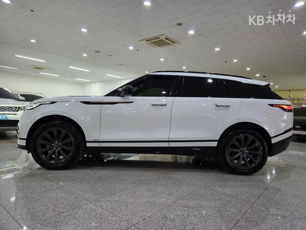 Land Rover Range Rover 벨라3.0 P380 R-Dynamic SE - 3