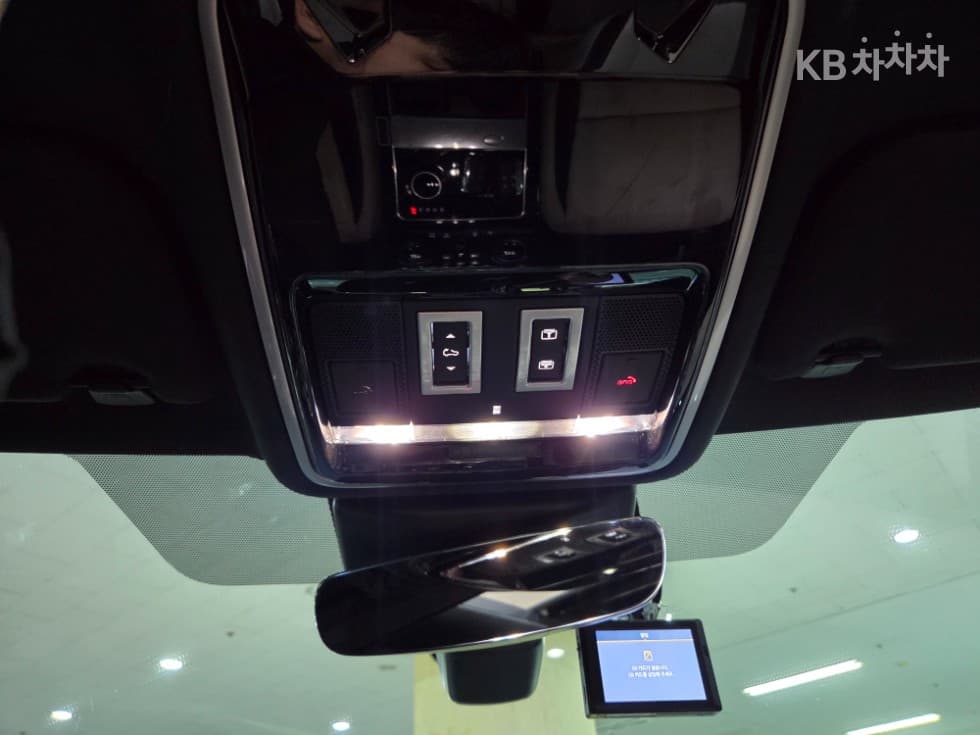 Land Rover Range Rover 벨라3.0 P380 R-Dynamic SE - 16