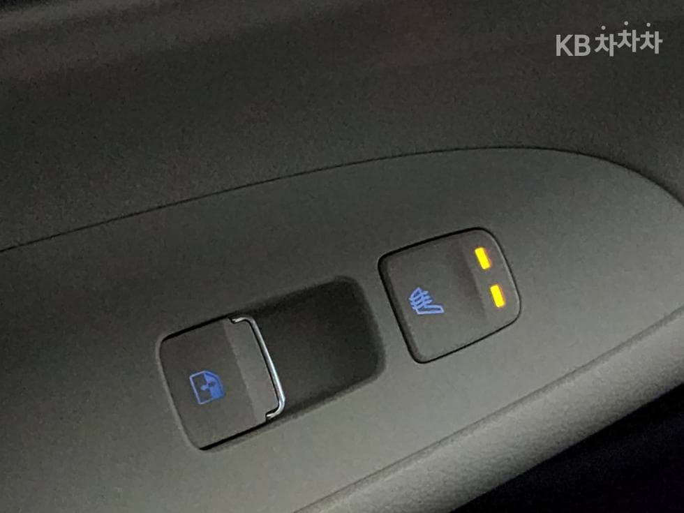 Хюндай The New (фейслифт) Grandeur (Azera) Хибрид2.4 Le Blanc - 17