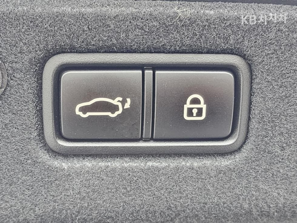 Хюндай The New (фейслифт) Grandeur (Azera) Хибрид2.4 Le Blanc - 20