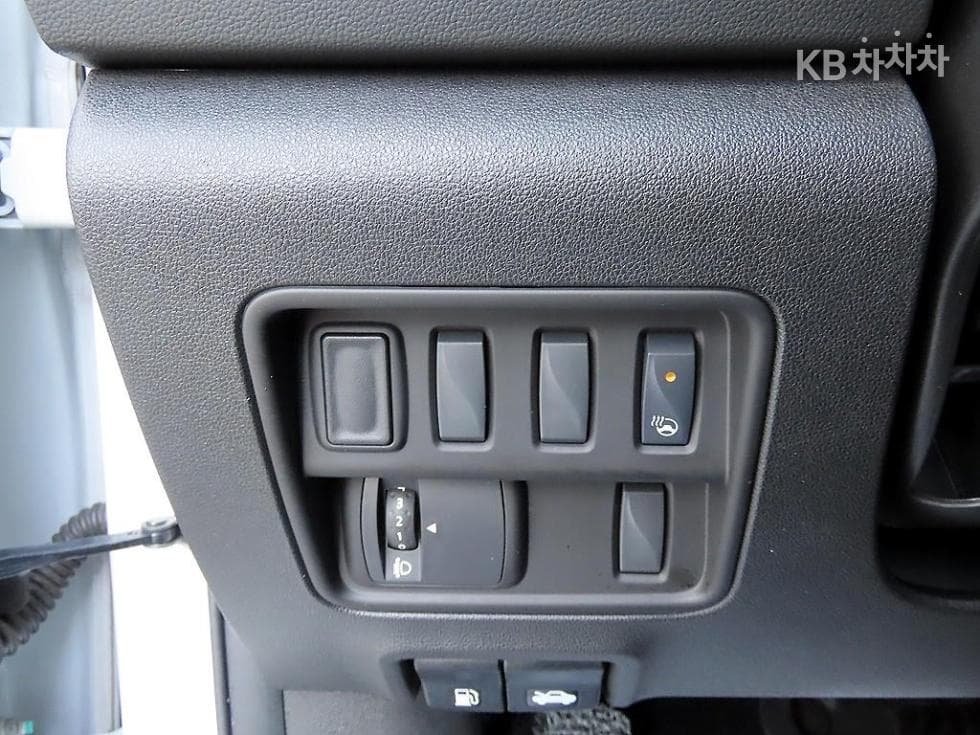 Renault Korea The New (facelift) QM62.0 LPe 2WD LE - 12