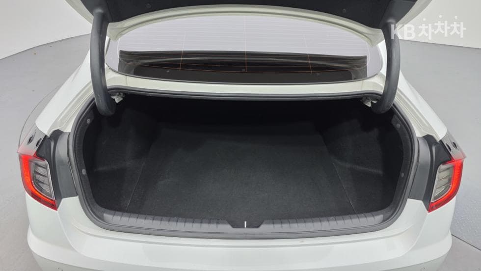 Хюндай Соната (DN8)2.0 Premium Plus - 12