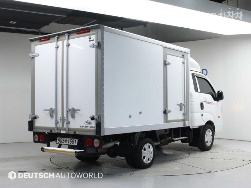 Kia The New (facelift) Bongo 3 (light truck)LPG Box Truck 1 Ton Standard King Cab Extra Long L - 2