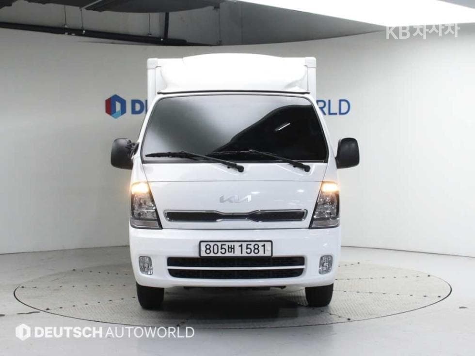 Kia The New (facelift) Bongo 3 (light truck)LPG Box Truck 1 Ton Standard King Cab Extra Long L - 3