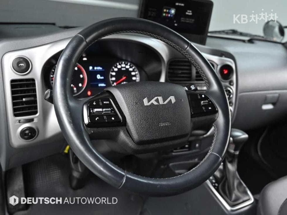 Kia The New (facelift) Bongo 3 (light truck)LPG Box Truck 1 Ton Standard King Cab Extra Long L - 13