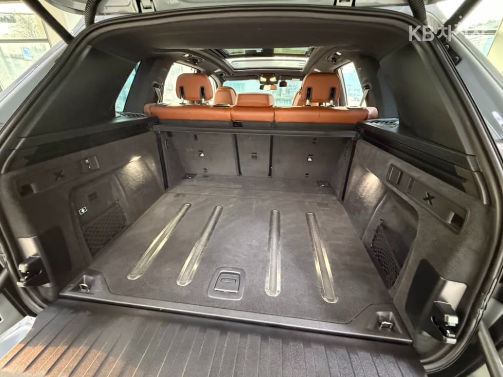 BMW X5 (G05)M60i xDrive Стандартен - 28