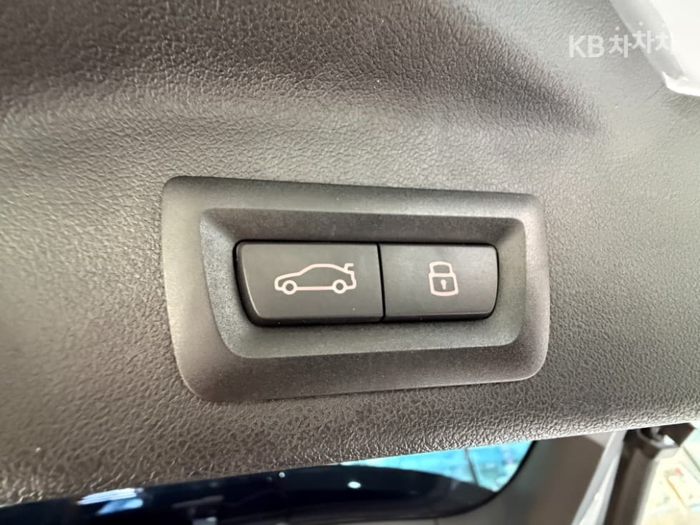 BMW X5 (G05)M60i xDrive Стандартен - 29