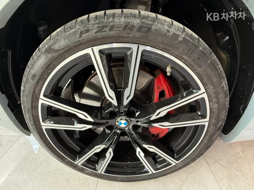 BMW X5 (G05)M60i xDrive Стандартен - 30