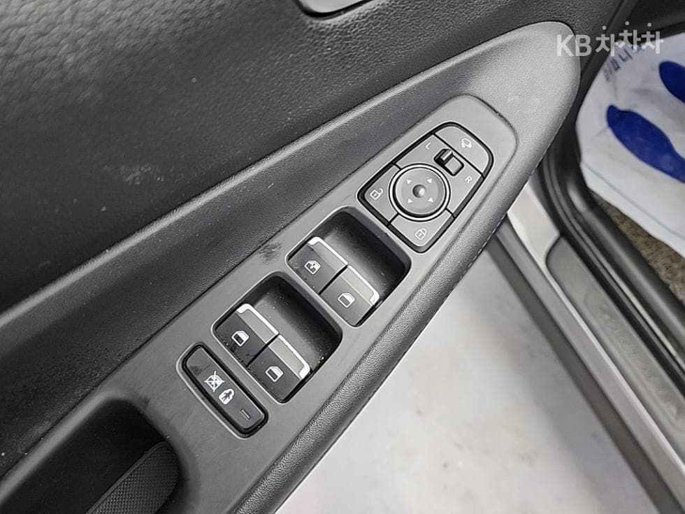 Hyundai Santa Fe TMGasoline 2.0T 2WD Exclusive - 19