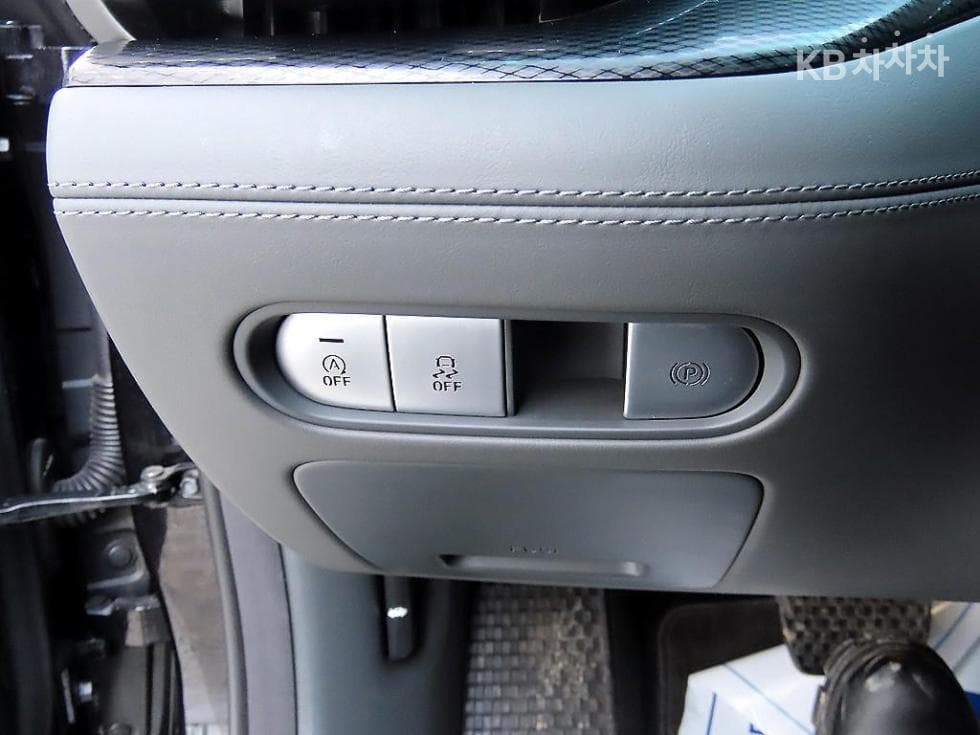 Дженезис G90(RS4)3.5T AWD Стандартен - 12