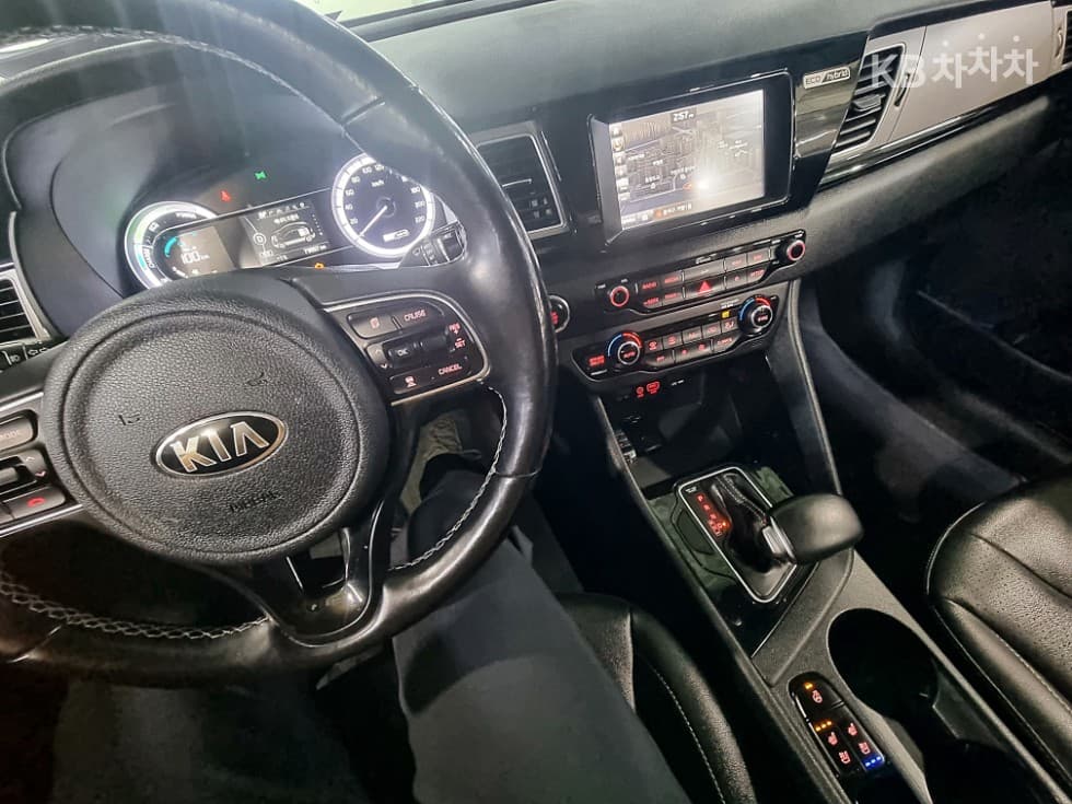 Киа Ниро1.6 Престиж - 29