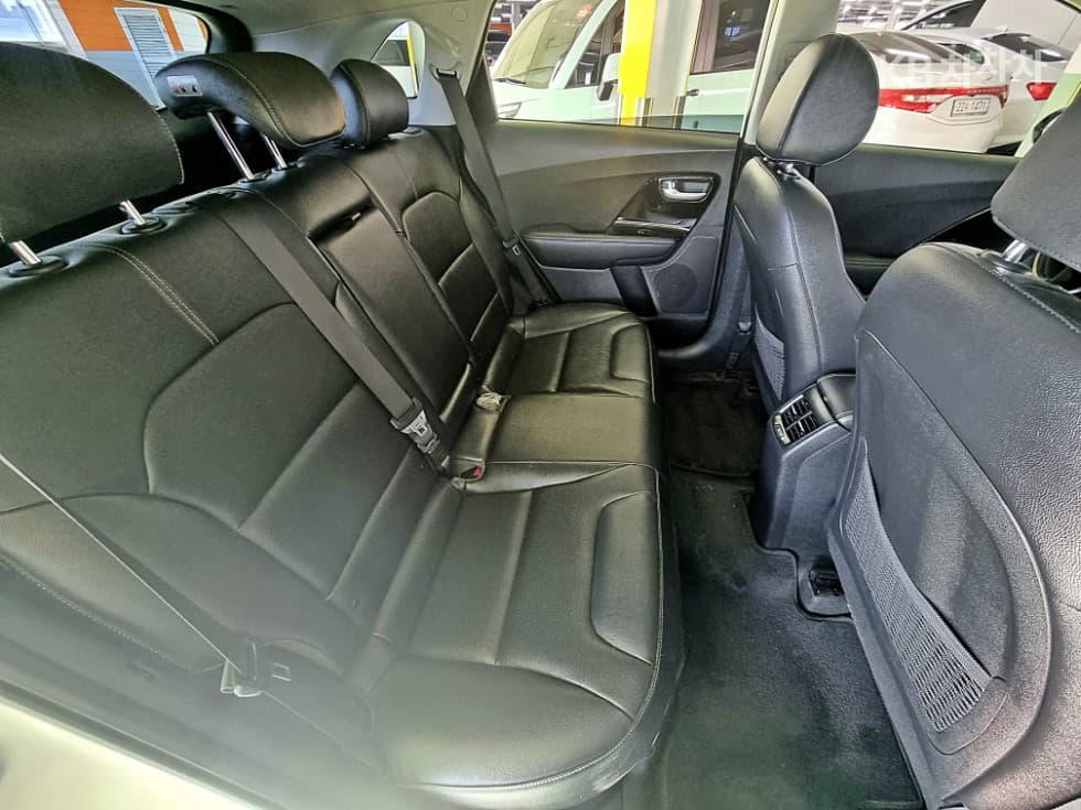 Киа Ниро1.6 Престиж - 24