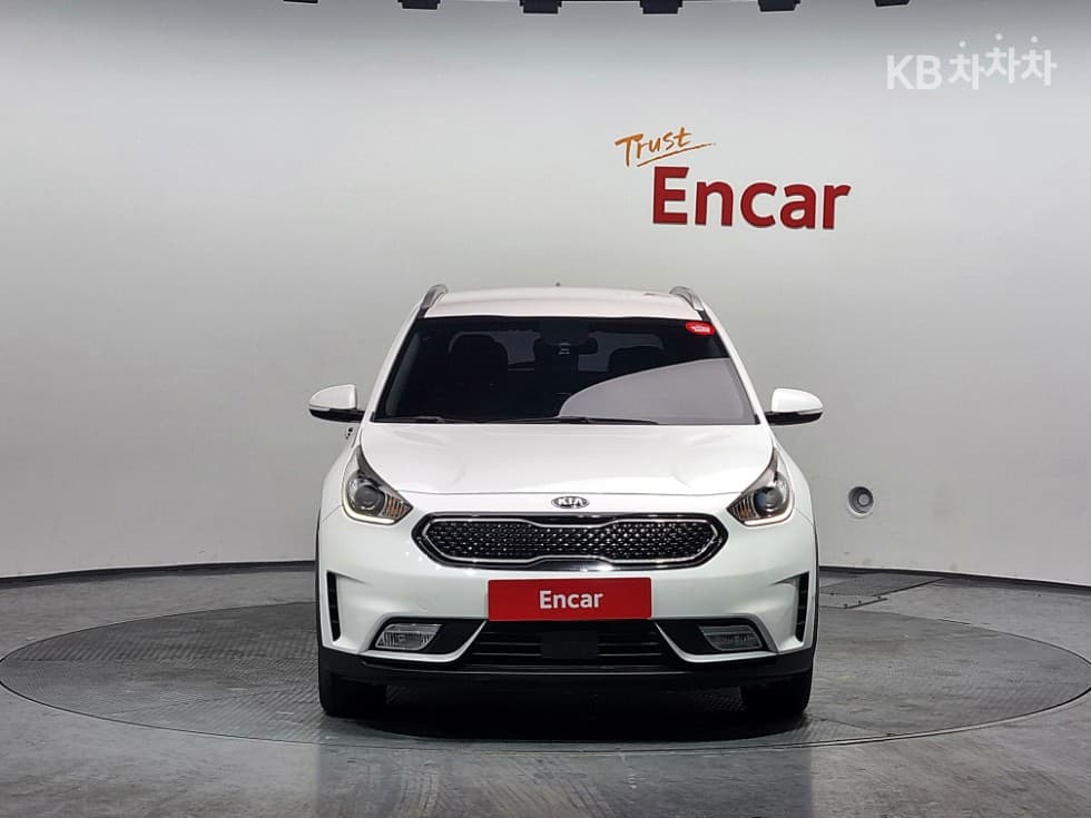 Киа Ниро 1.6 Престиж - Image 1